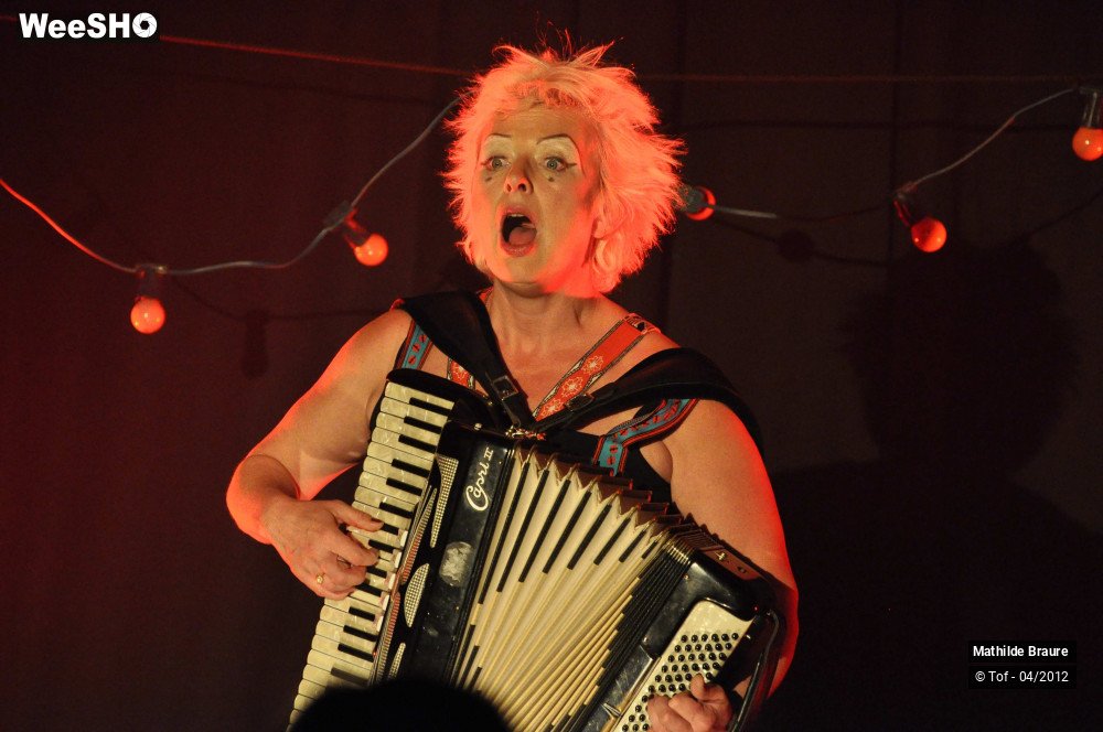 9/39 photos du spectacle Mathilde Braure