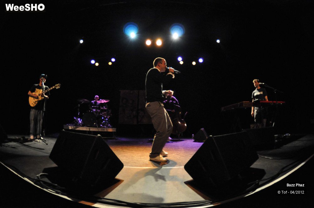 9/46 photos du spectacle Bazz Phaz