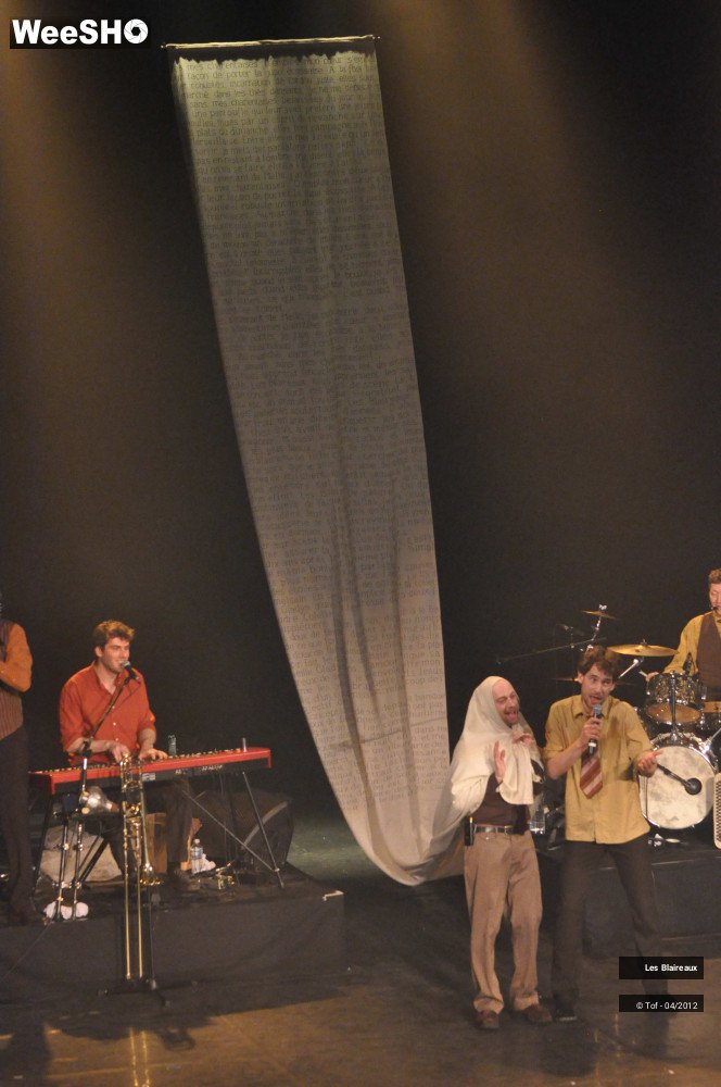 45/50 photos du spectacle Les Blaireaux