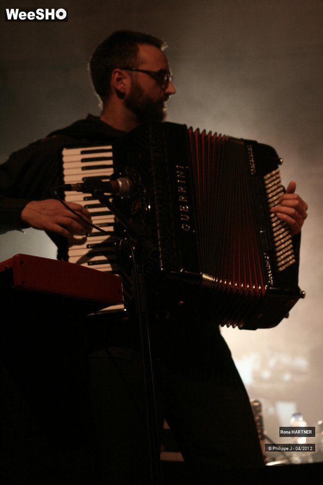 13/22 photos du spectacle Rona Hartner
