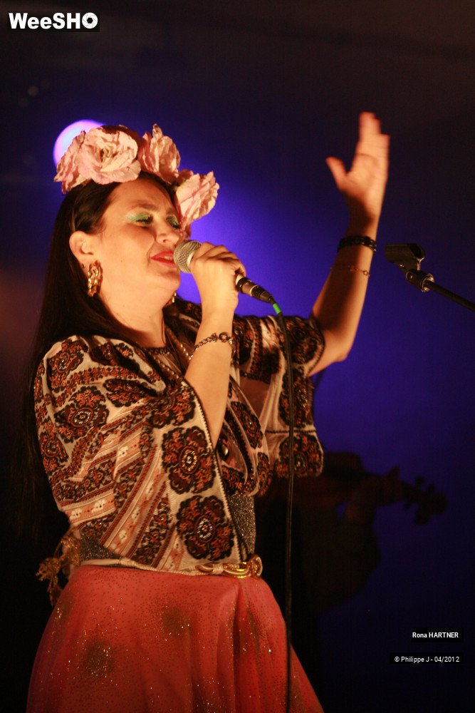 18/22 photos du spectacle Rona Hartner