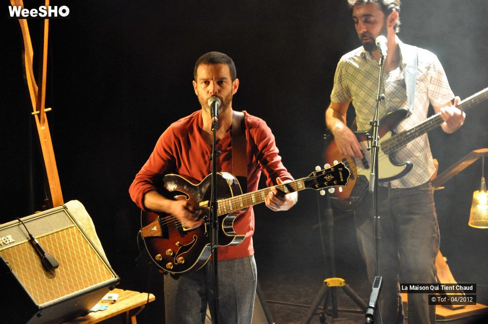 20/50 photos du spectacle La maison qui tient chaud