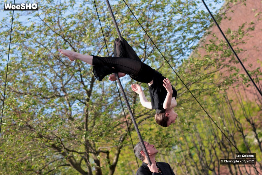 19/50 photos du spectacle LES SéLèNES Heures séculaires