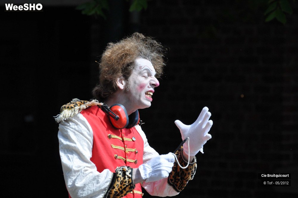 7/34 photos du spectacle Bruitquicourt