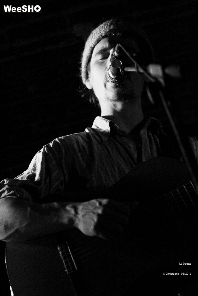 16/45 photos du spectacle La Goutte