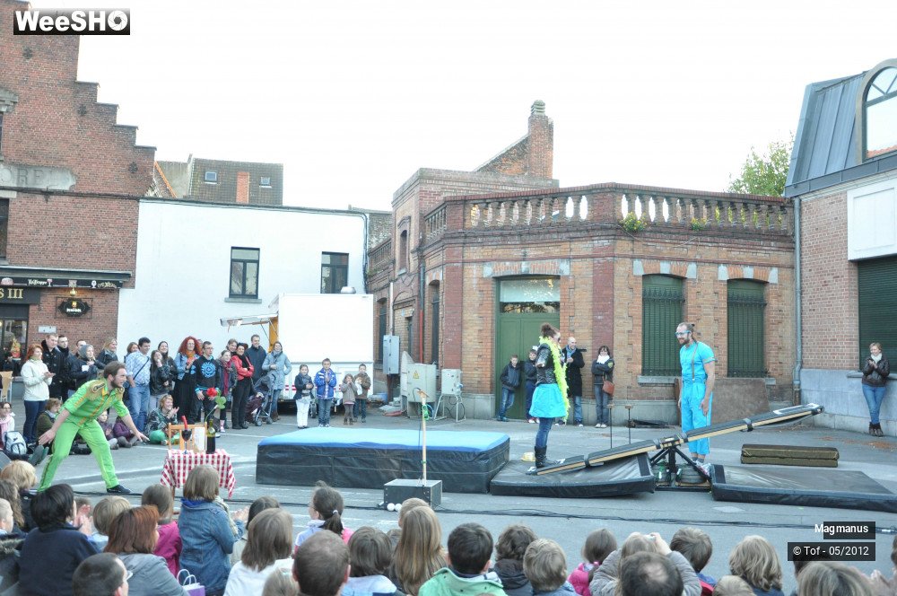 11/50 photos du spectacle Magmanus