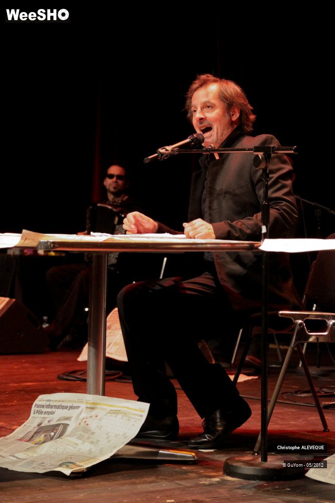 30/40 photos du spectacle Christophe ALEVEQUE