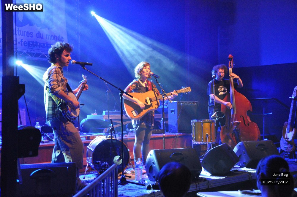 5/37 photos du spectacle June Bug