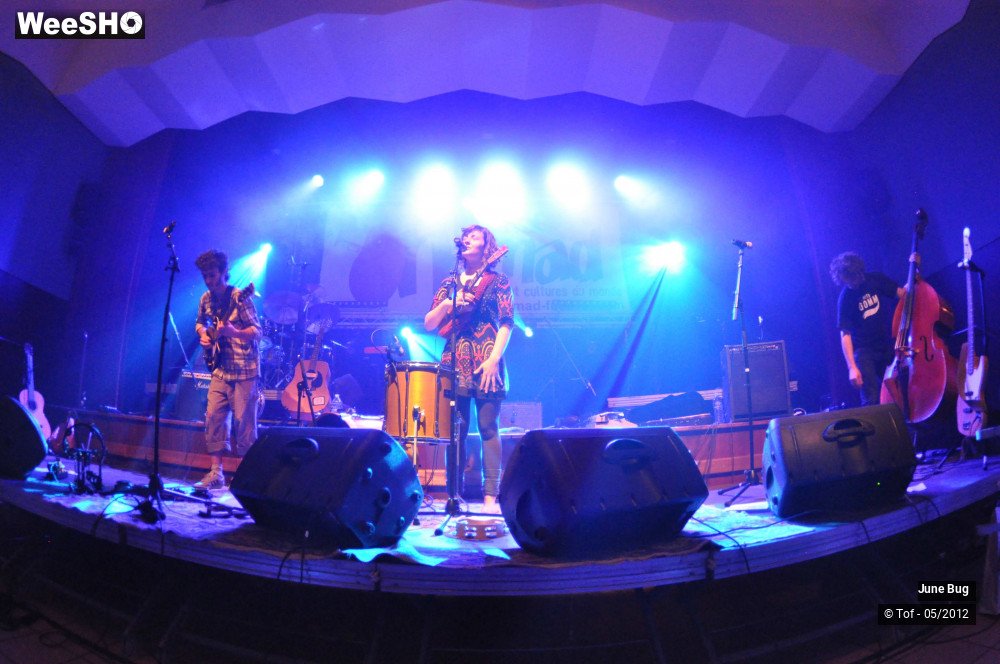 11/37 photos du spectacle June Bug