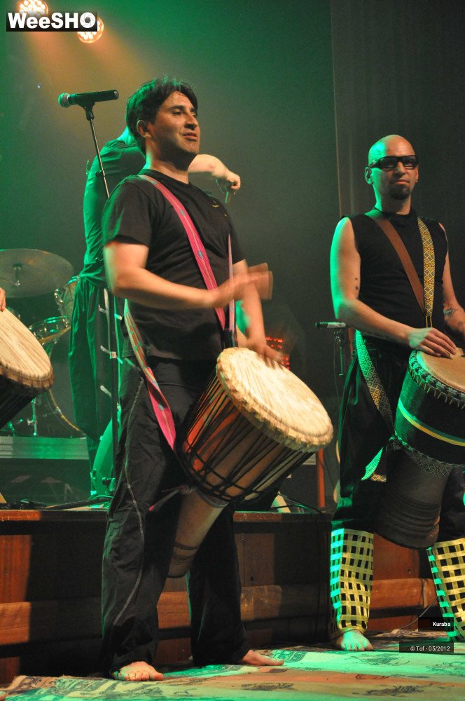 23/37 photos du spectacle Kuraba Percussions