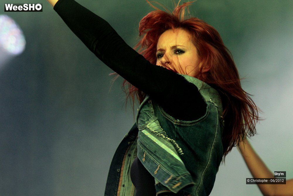 4/50 photos du spectacle Shy'm