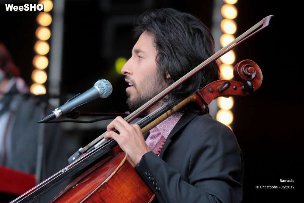 9/36 photos du spectacle Namasté