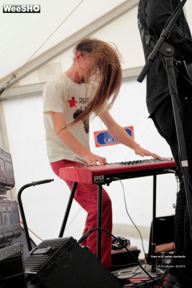 25/40 photos du spectacle Ewen et l'atelier clandestin