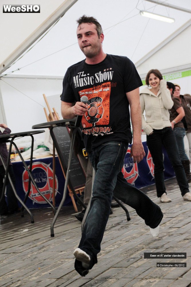 35/40 photos du spectacle Ewen et l'atelier clandestin