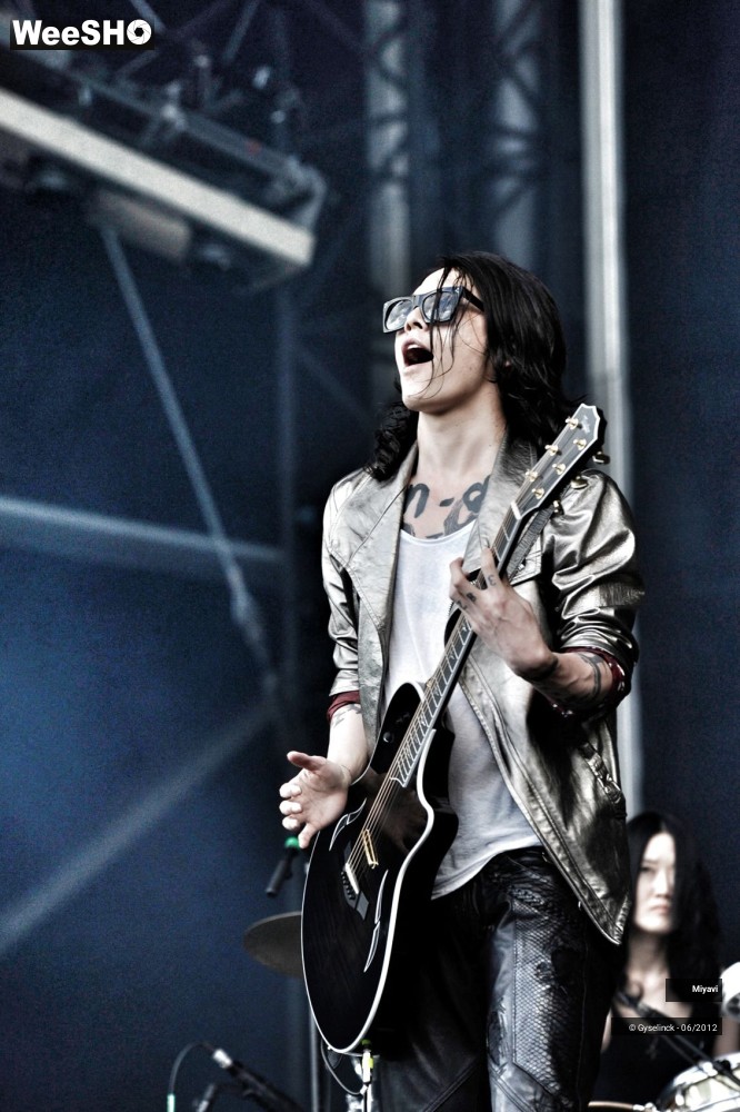 19/22 photos du spectacle Miyavi