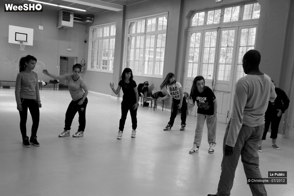 6/50 photos du spectacle stage de danse - call 911