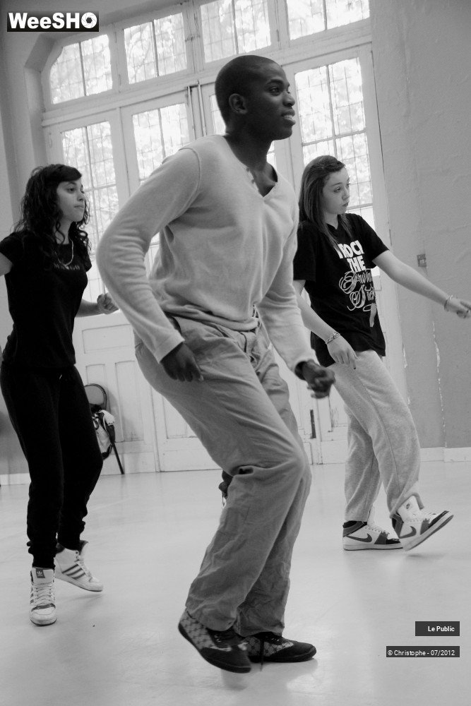 42/50 photos du spectacle stage de danse - call 911