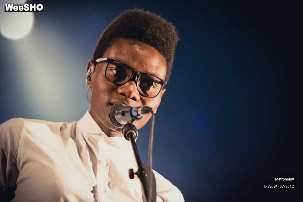 19/20 photos du spectacle Metronomy