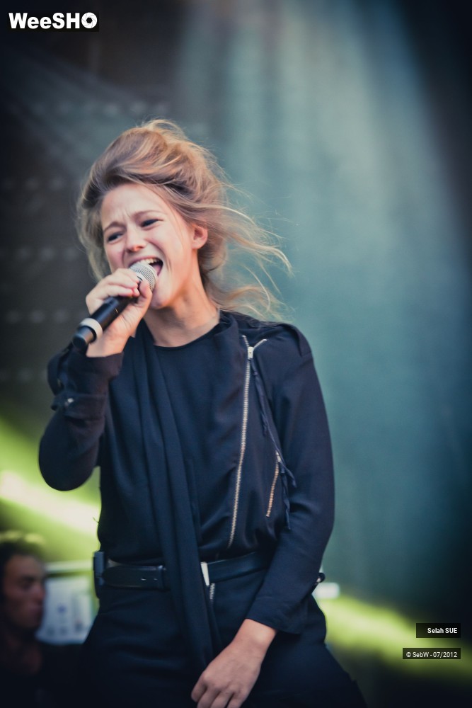 6/38 photos du spectacle Selah Sue