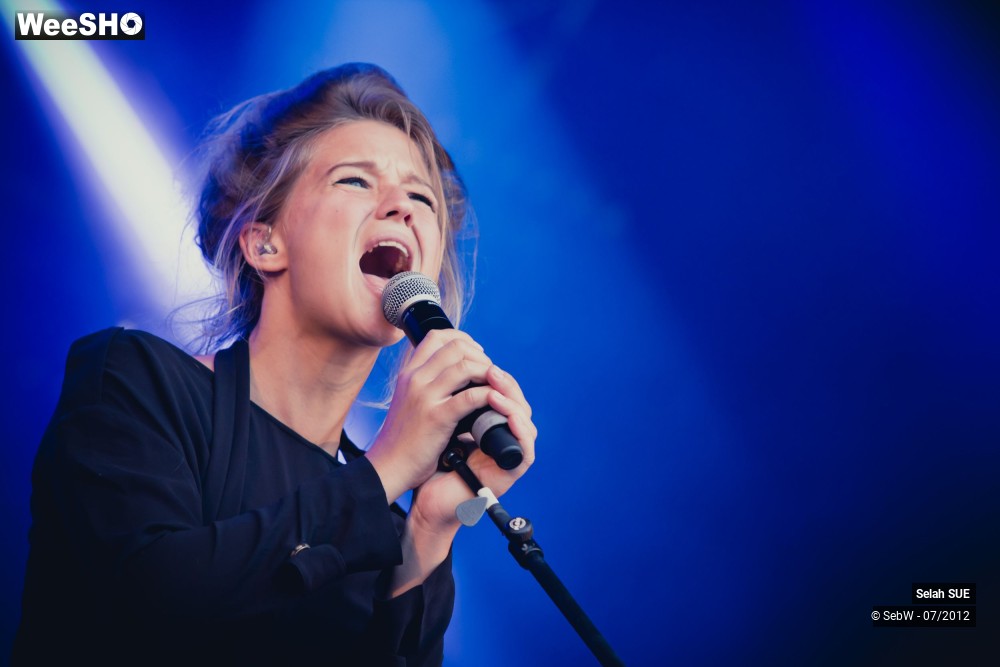 28/38 photos du spectacle Selah Sue