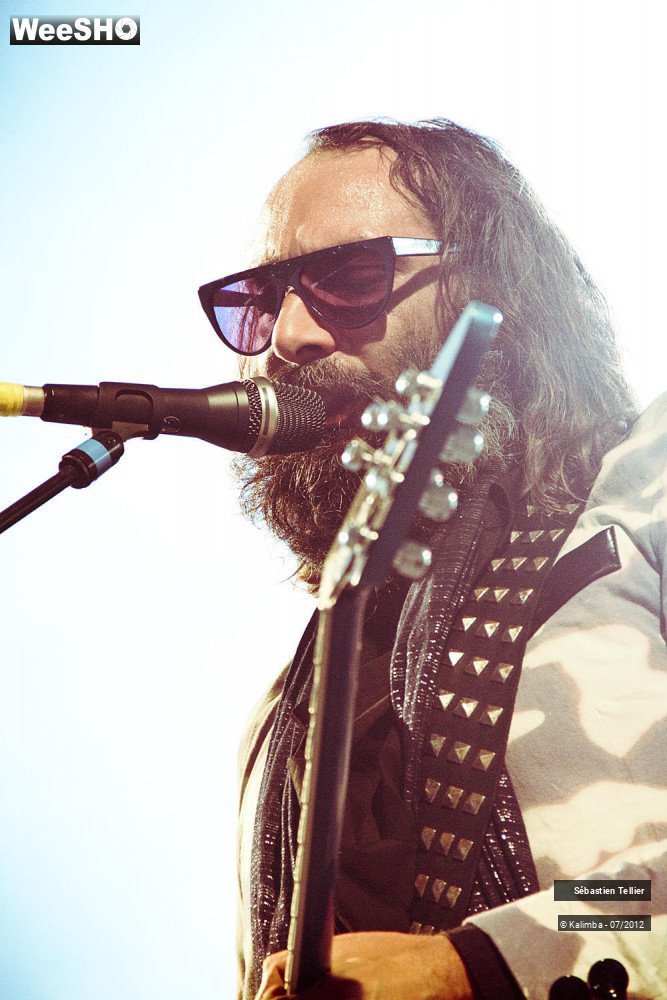 14/16 photos du spectacle Sébastien Tellier