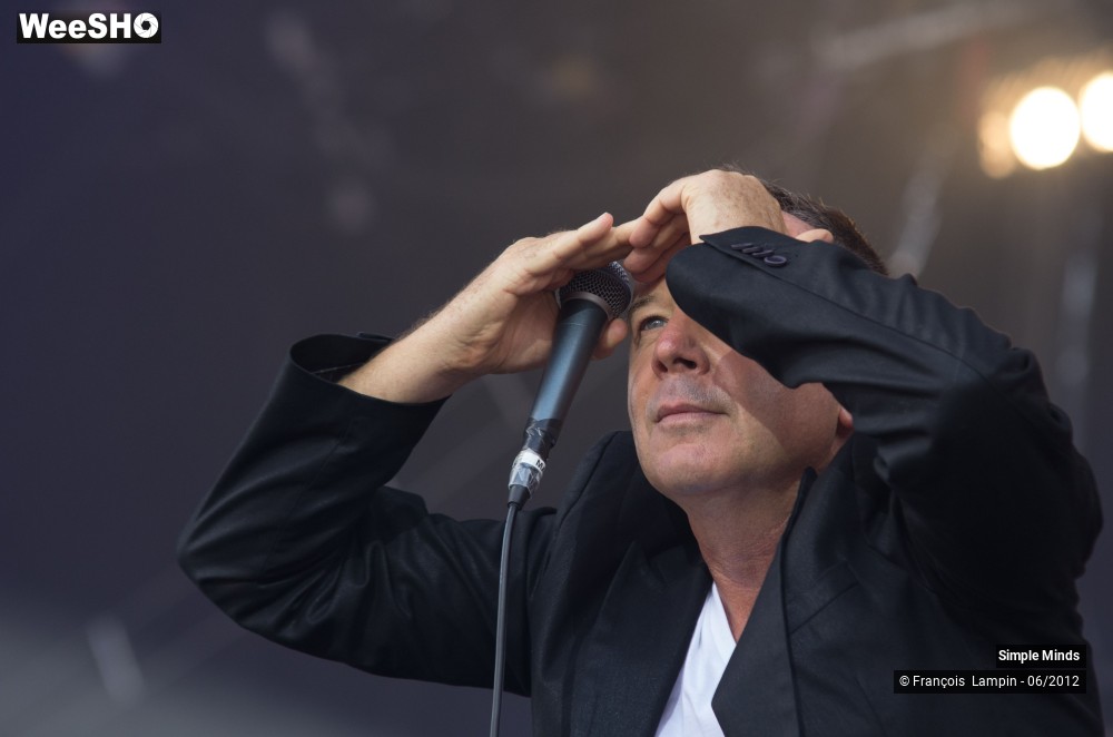 25/30 photos du spectacle Simple Minds