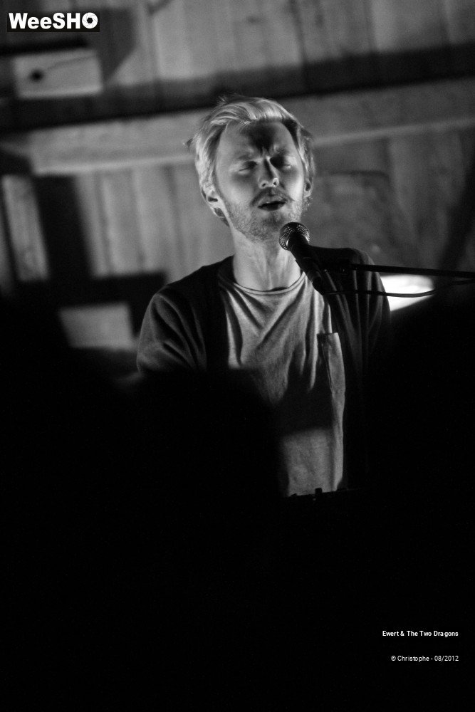 39/42 photos du spectacle Ewert & The Two Dragons