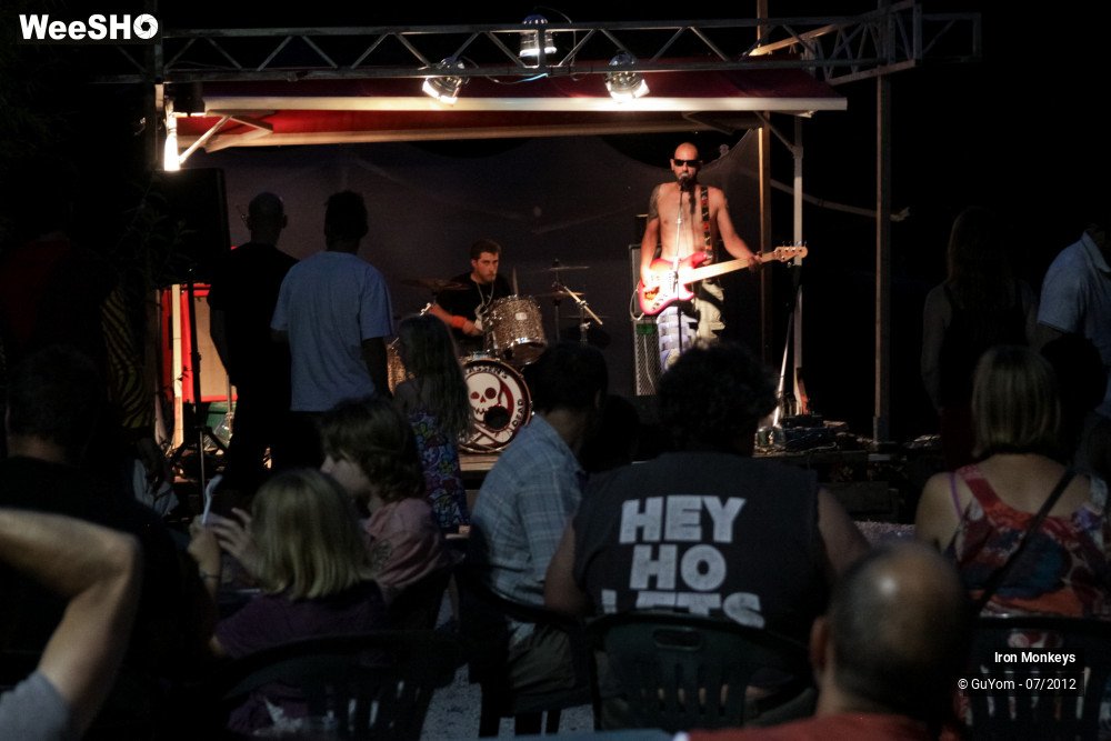 14/21 photos du spectacle Iron Monkeys