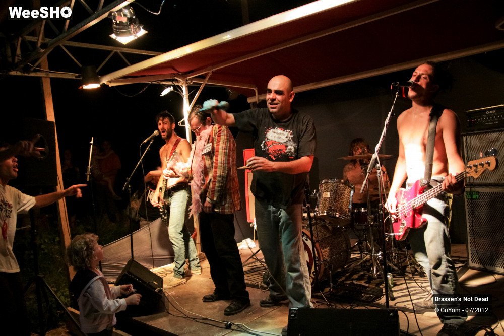 4/40 photos du spectacle Brassen´s Not Dead