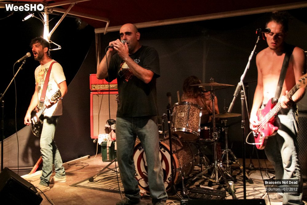 8/40 photos du spectacle Brassen´s Not Dead