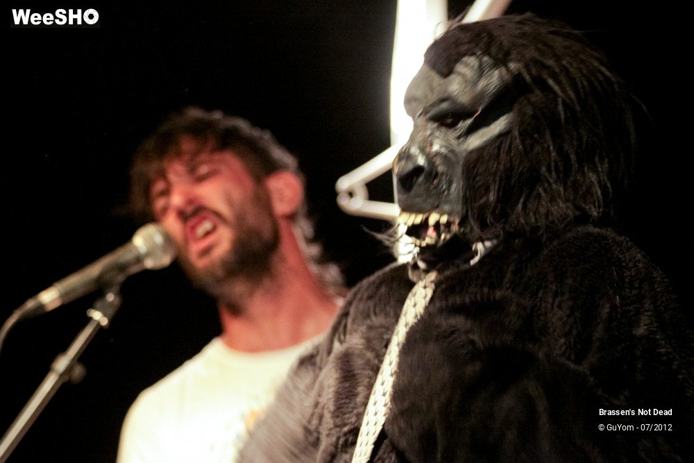 16/40 photos du spectacle Brassen´s Not Dead