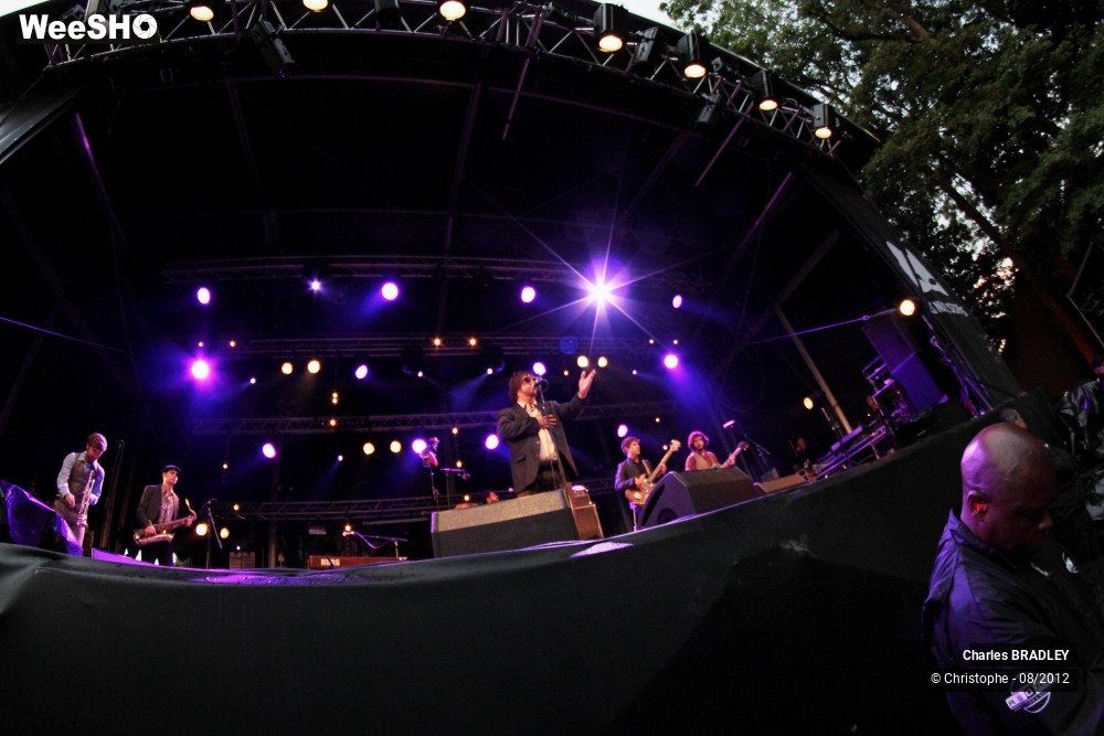 7/30 photos du spectacle Charles Bradley