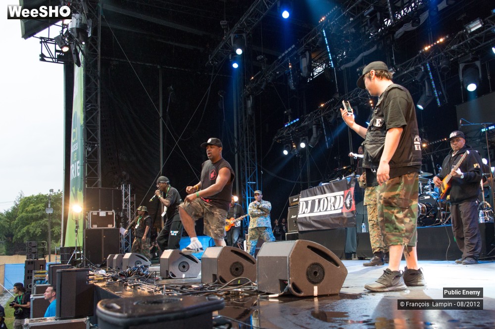 43/43 photos du spectacle Public Enemy