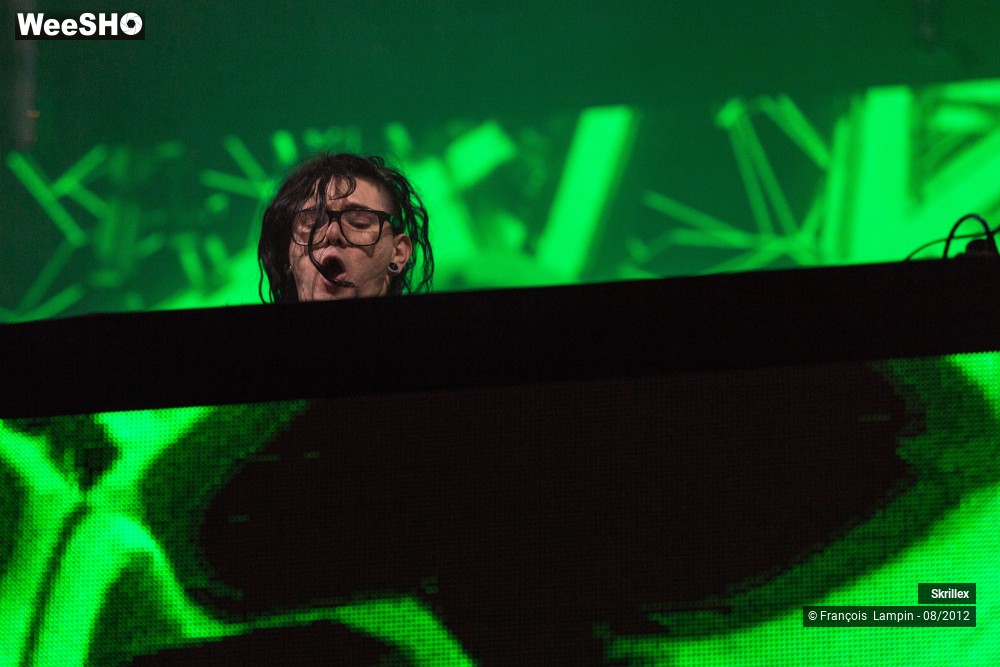 10/37 photos du spectacle Skrillex