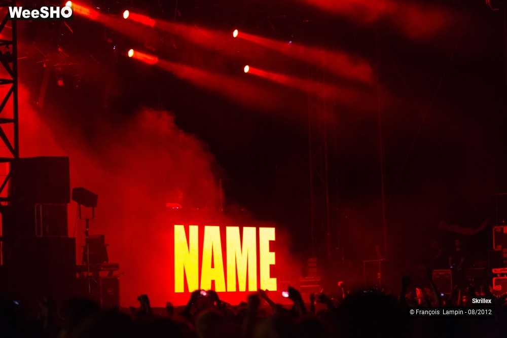 14/37 photos du spectacle Skrillex
