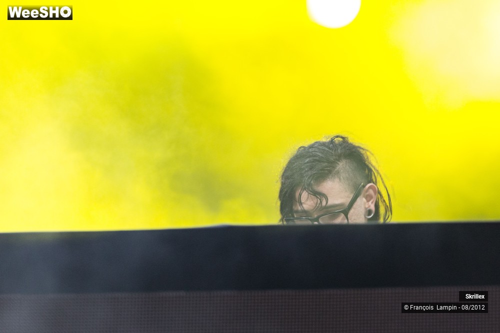 17/37 photos du spectacle Skrillex