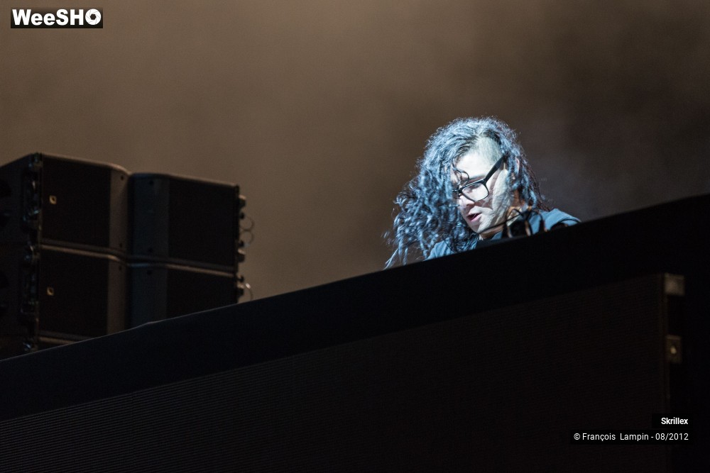 32/37 photos du spectacle Skrillex