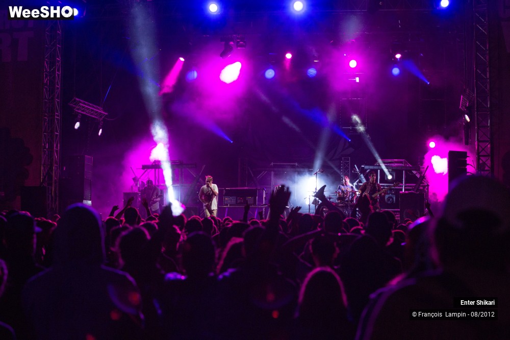 6/32 photos du spectacle Enter Shikari