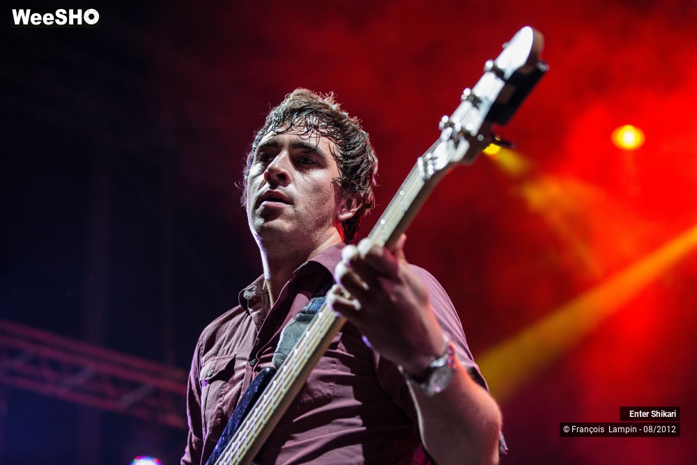 24/32 photos du spectacle Enter Shikari