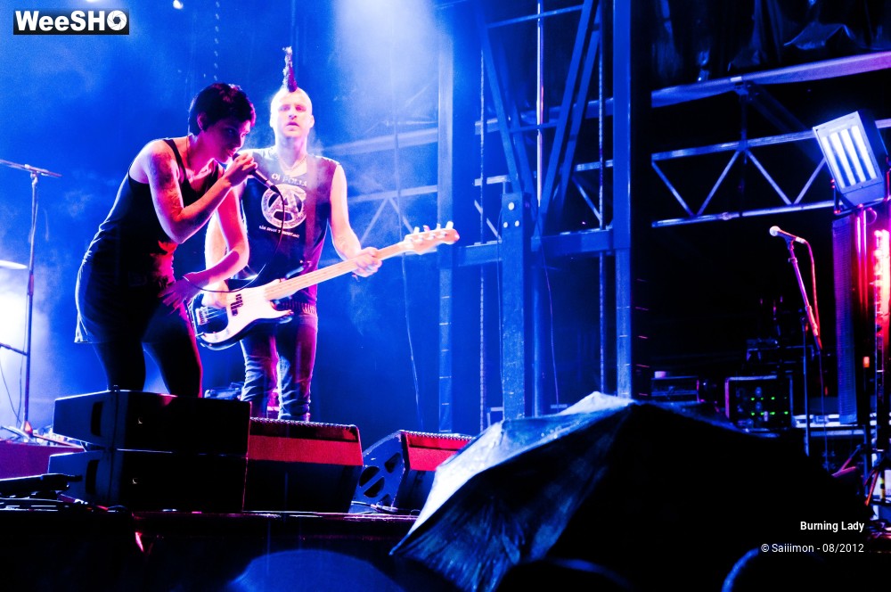 18/20 photos du spectacle Burning Lady