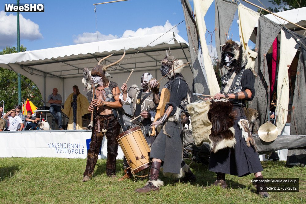 2/33 photos du spectacle La Tribu du Drakkar