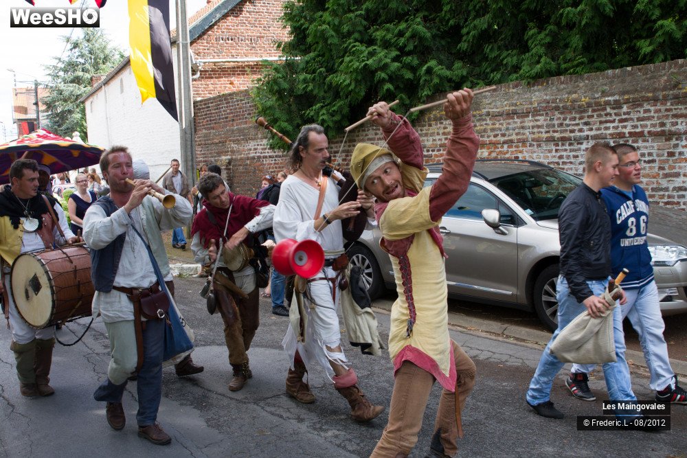 2/40 photos du spectacle Les Maingovales Ambiance