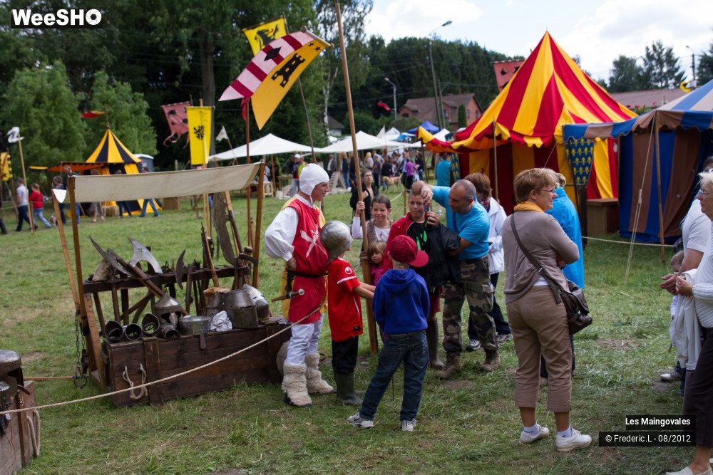14/40 photos du spectacle Les Maingovales Ambiance