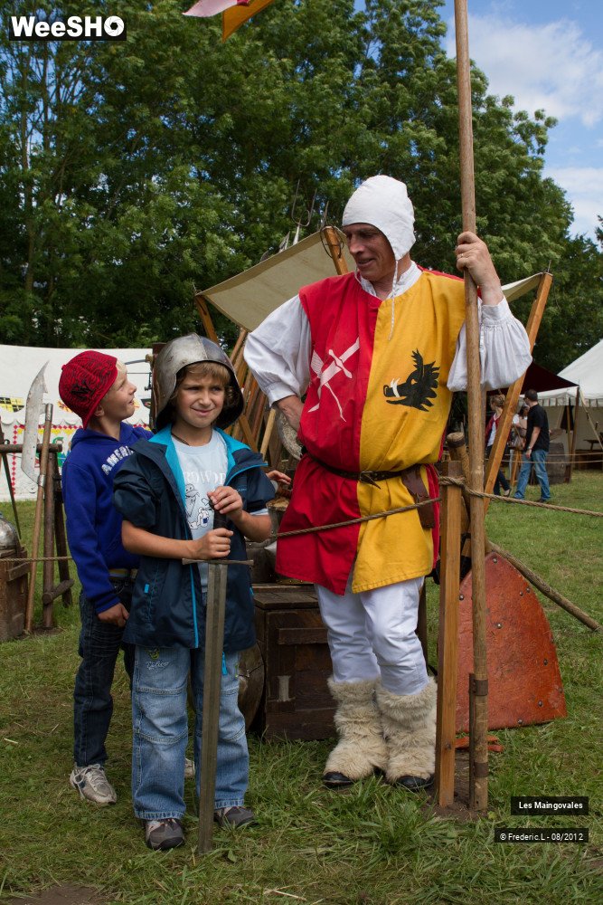 31/40 photos du spectacle Les Maingovales Ambiance