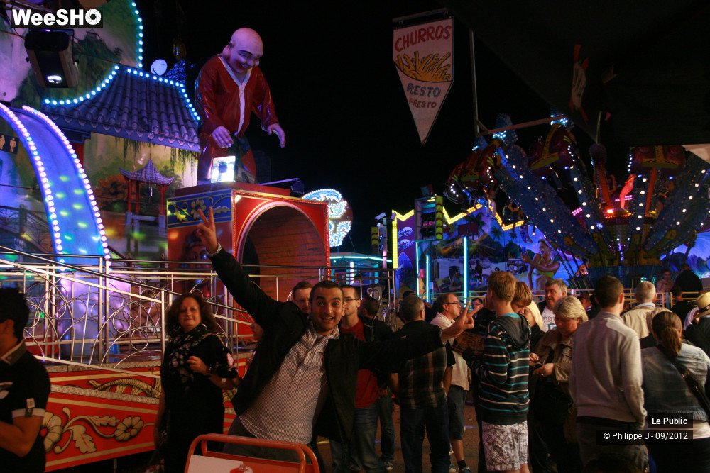 12/38 photos du spectacle Foire aux manèges 2012 Ambiance