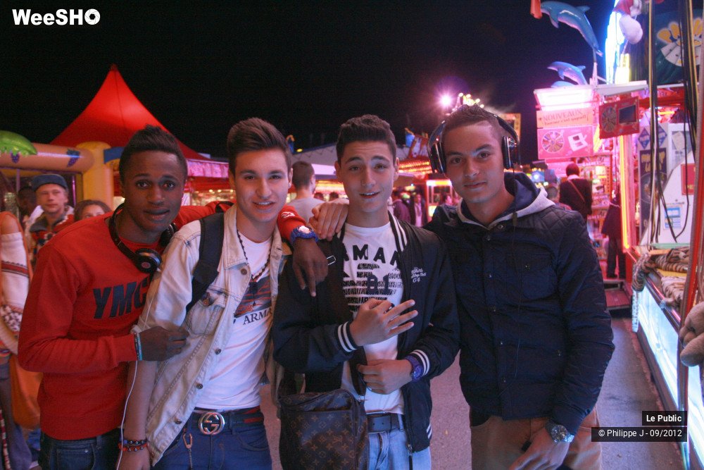 20/38 photos du spectacle Foire aux manèges 2012 Ambiance