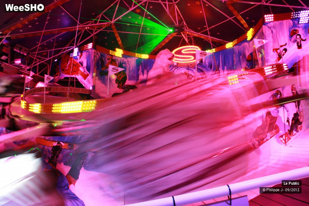 28/38 photos du spectacle Foire aux manèges 2012 Ambiance