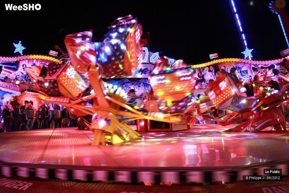 32/38 photos du spectacle Foire aux manèges 2012 Ambiance