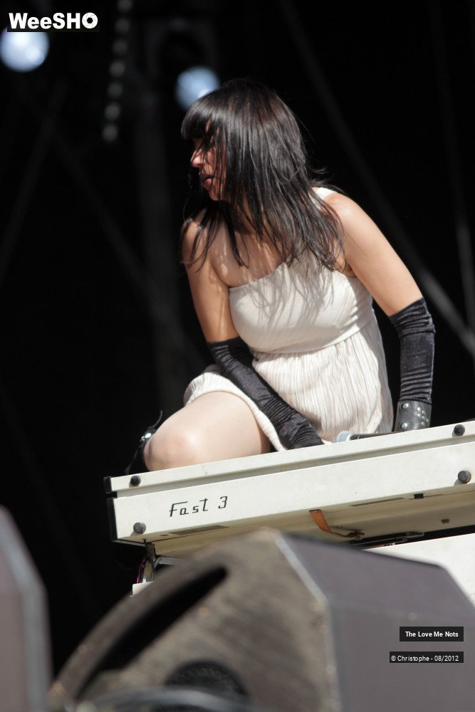 35/40 photos du spectacle The Love Me Nots