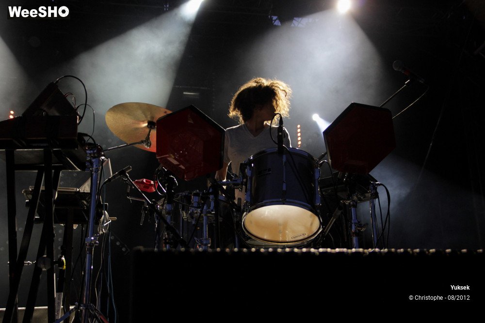 14/31 photos du spectacle Yuksek